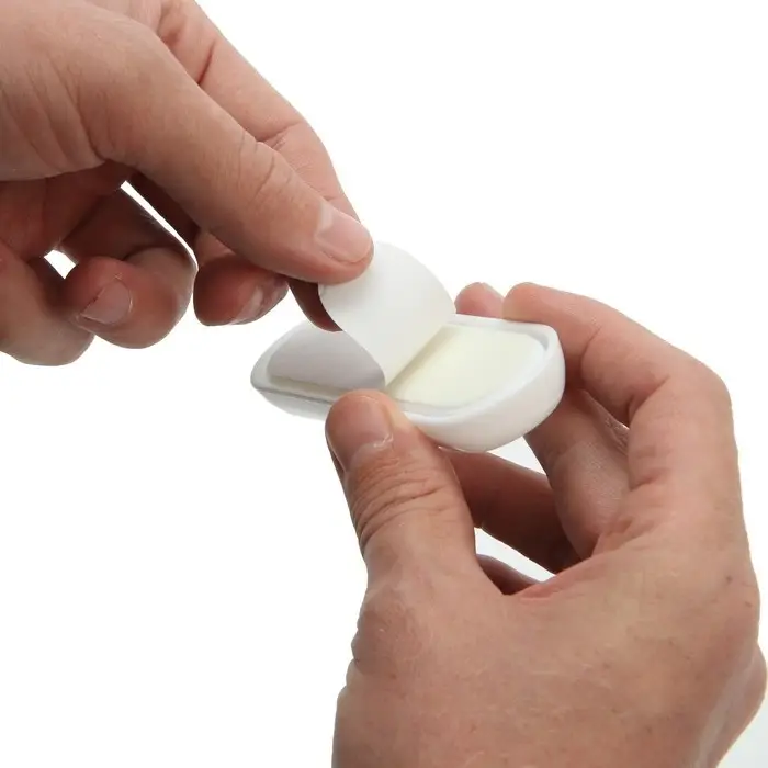 Ручка мебельная самоклеющаяся CAPPIO, L=106 мм, пластик, цвет белый