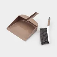 Набор для уборки: совок в комплекте с щёткой и встроенным водосгоном«Порядок», 34×24×9 см, МИКС Набор для уборки: совок в комплекте с щёткой и встроенным водосгоном«Порядок», 34×24×9 см, МИКС