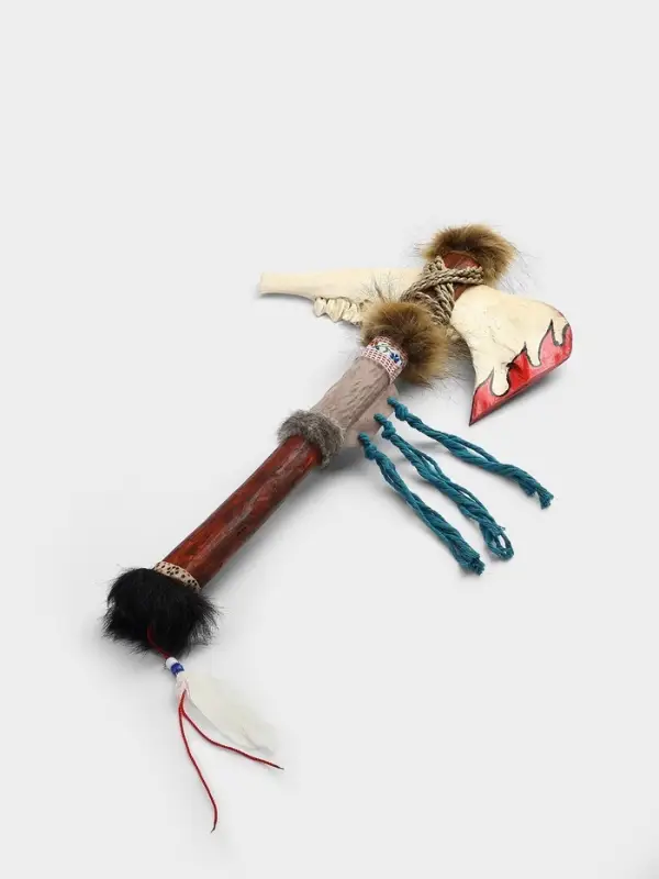 Сувенир "Томагавк" 25х6х50 см, цв. красный