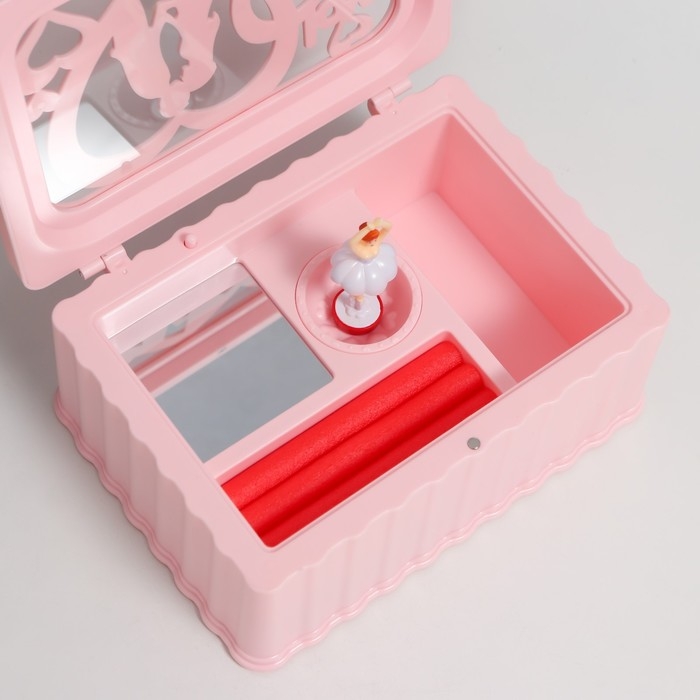 Шкатулка музыкальная механическая Шкатулка музыкальная механическая "Влюблённые" розовая 12,5х17,5х8 см