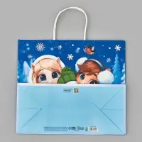 Пакет подарочный «Коняшки 2025», белый крафт, 32 × 28 × 15 см