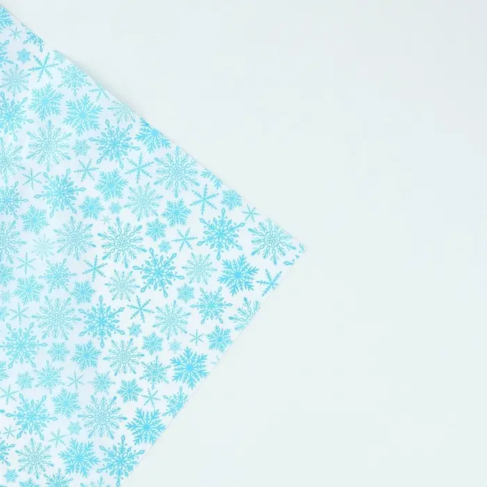 Упаковочная бумага на новый год тишью «Снежинки», 50 х 70 см