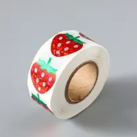 Наклейка бумага, ПВХ &laquo;Клубнички&raquo;, d=2.5 см, 500 шт. в рулоне, голография, 5&times;5&times;2.2 см