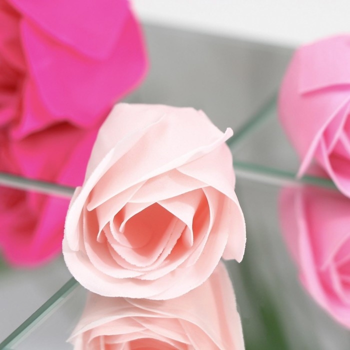 Мыльные розочки, цветные оттенки, набор 18 шт. Мыльные розочки, цветные оттенки, набор 18 шт.