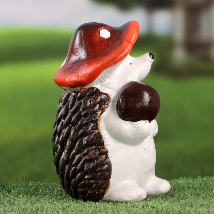 Садовая фигура "Ежик с яблочком" 10х11х18см ///