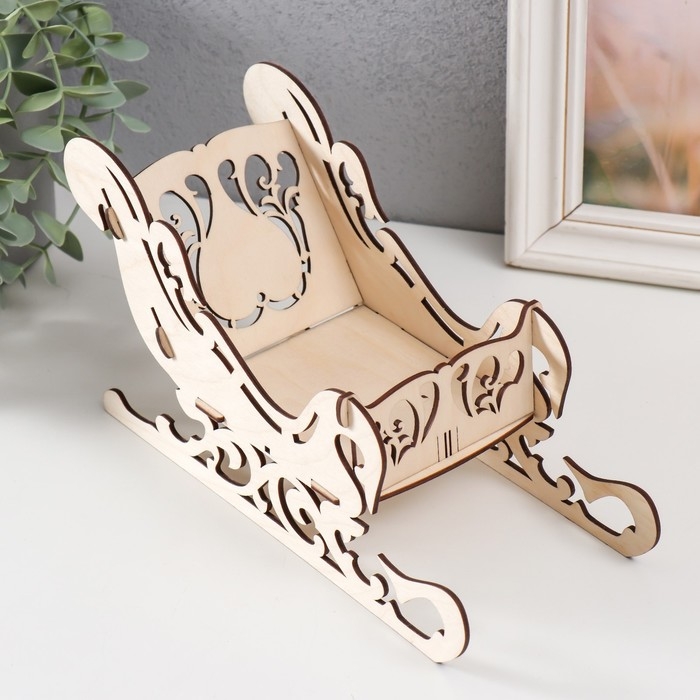 Шкатулка дерево для конфет  Шкатулка дерево для конфет "Новогодние Сани" 25х9х13 см (набор 5 деталей)