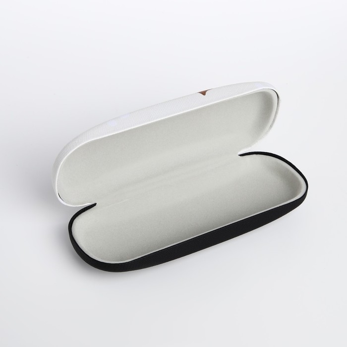 Футляр для очков на хлопушке, длина 16 см, цвет бежевый