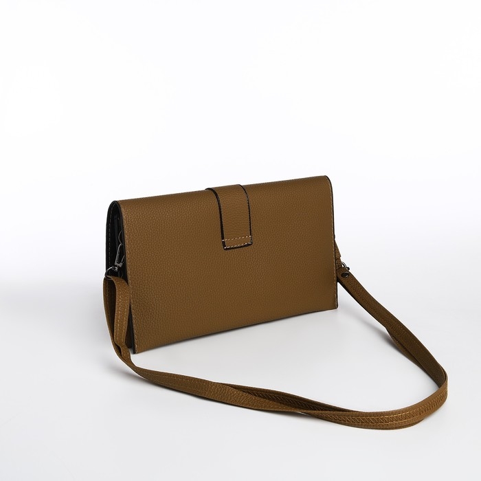 Сумка-клатч на магните, длинный ремень, цвет коричневый Сумка-клатч на магните, длинный ремень, цвет коричневый