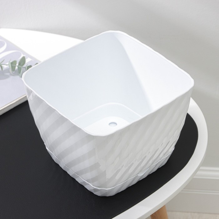 Горшок с поддоном «Классика», 4,5 л, белый Горшок с поддоном «Классика», 4,5 л, белый