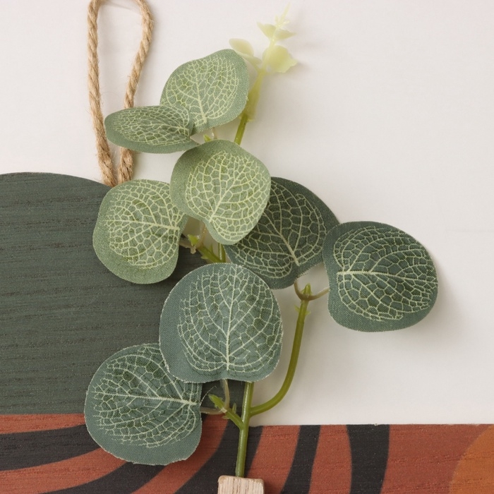 Крючки декоративные дерево Крючки декоративные дерево "Абстракция. Роза в вазе" 1,5х19х23,5 см