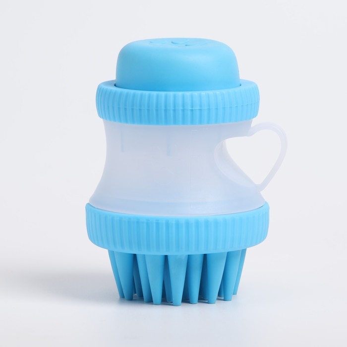 Щётка для мытья и массажа животных, с емкостью для шампуня, голубая Щётка для мытья и массажа животных, с емкостью для шампуня, голубая