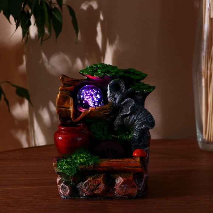 Фонтан Фонтан "Слон у воды на бревне" 14х10х20 см (с подсветкой)