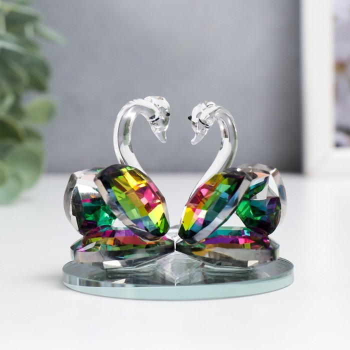 Сувенир стекло Сувенир стекло "Лебеди с бриллиантом" зелёная голография 6,5х5х5 см