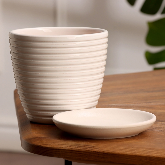 Горшок цветочный Спираль белый крокус №1, 0,7 л, d - 11,7 см Горшок цветочный Спираль белый крокус №1, 0,7 л, d - 11,7 см