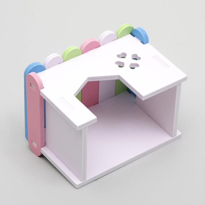 Домик для грызунов с разноцветной крышей, 12 х 7,5 х 8 см, микс цветов Домик для грызунов с разноцветной крышей, 12 х 7,5 х 8 см, микс цветов