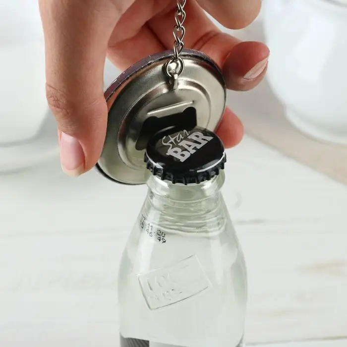 Брелок открывашка для ключей «Настоящий мужик», диам. 5,8 см Брелок открывашка для ключей «Настоящий мужик», диам. 5,8 см