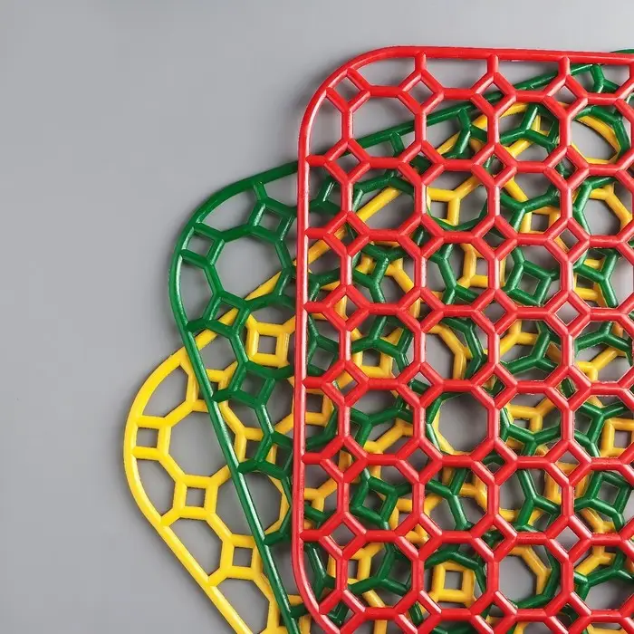 Решётка в раковину Комфорт Плюс, 26×26 см, пластик, МИКС Решётка в раковину Комфорт Плюс, 26×26 см, пластик, МИКС