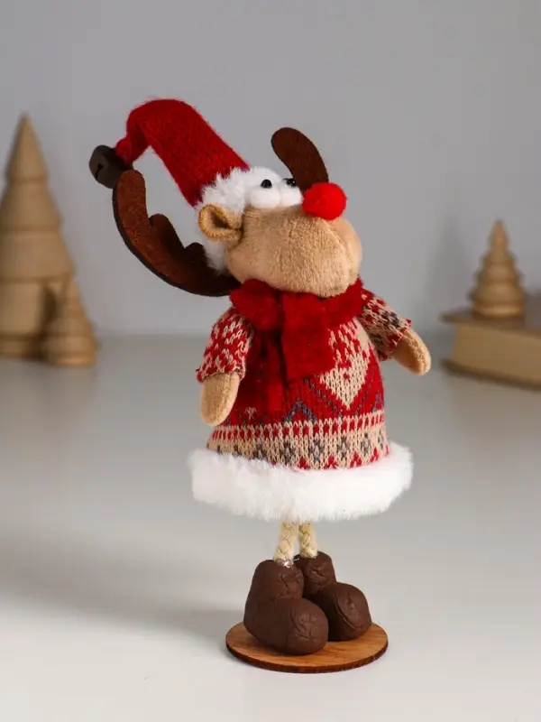 Сувенир "Лосик в вязаной шубе с узорами, в колпаке с колокольчиком" 7х6,5х19 см