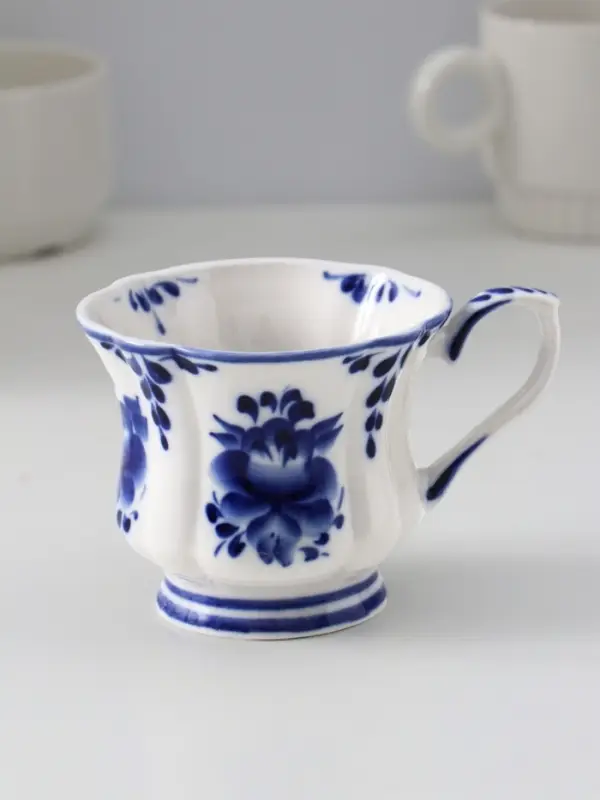 Чашка фарфоровая гжель &laquo;Валерия&raquo;, H=8.5 см