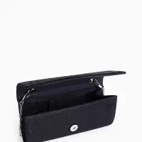 Сумка-клатч на магните, на серебристой цепочке, чёрная