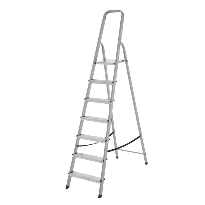 Стремянка ТУНДРА, оцинкованная, 7 ступеней Стремянка ТУНДРА, оцинкованная, 7 ступеней