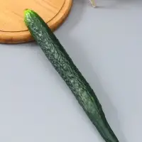 Муляж "Огурец длинный" 34х3,5 см, зелёный