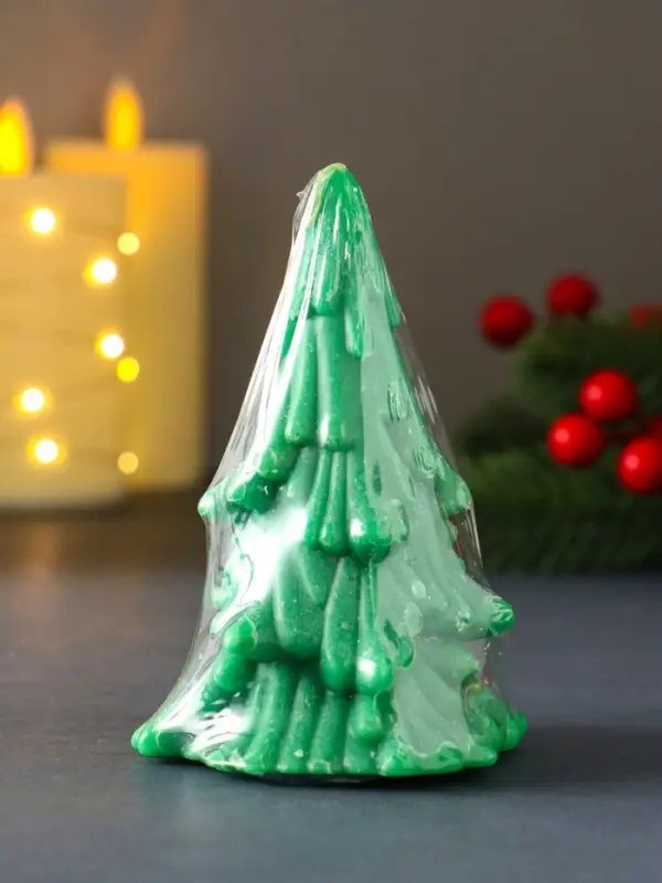 Свеча "Зимняя Ель "70*110 мм, зеленая