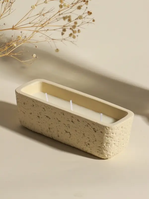 Свеча в подсвечнике, 3 фитиля, 5.2&times;15&times;4.7 см, белая