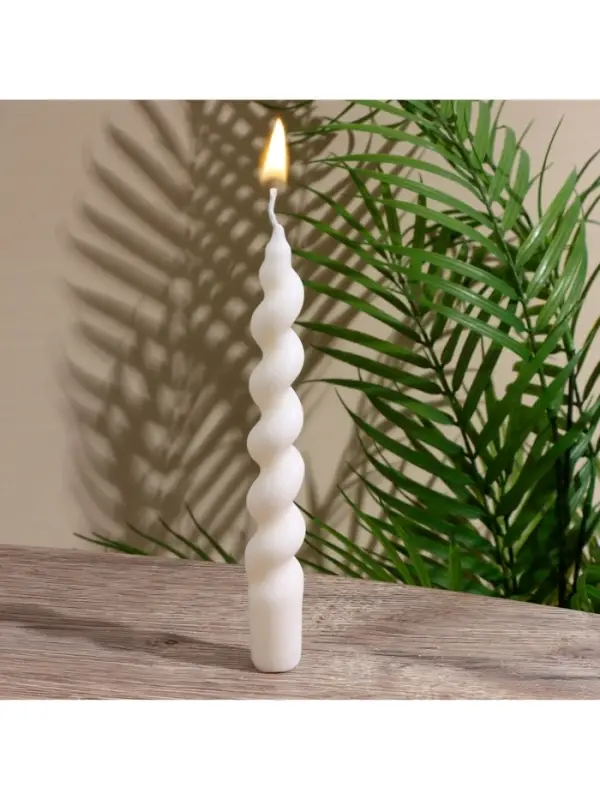 Свеча витая 1,9х1,9х18 см, соевый воск