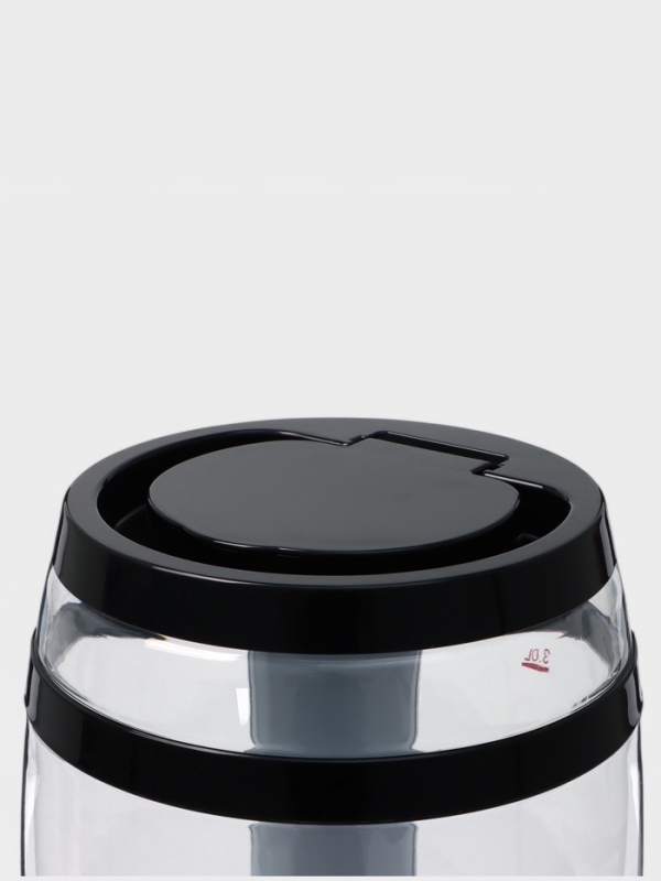 Пивной бочонок «Банный», 3 л, ёмкость для льда, подсветка, пластик, чёрный Пивной бочонок «Банный», 3 л, ёмкость для льда, подсветка, пластик, чёрный