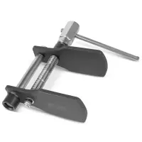 Приспособление для сведения поршней тормозных цилиндров AVS DBC-03