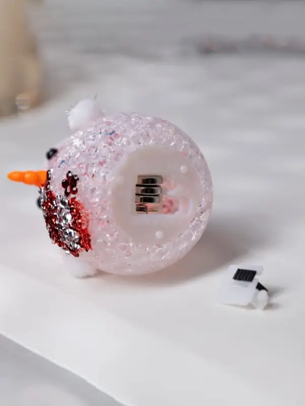 Ёлочная игрушка &laquo;Красный снеговичок&raquo;, 8 см, 1 LED, от батареек AG13&times;3, свечение мульти (RGB)