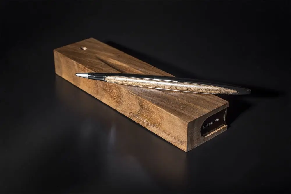 Шариковая ручка Cambiano Shiny Chrome Walnut Шариковая ручка Cambiano Shiny Chrome Walnut