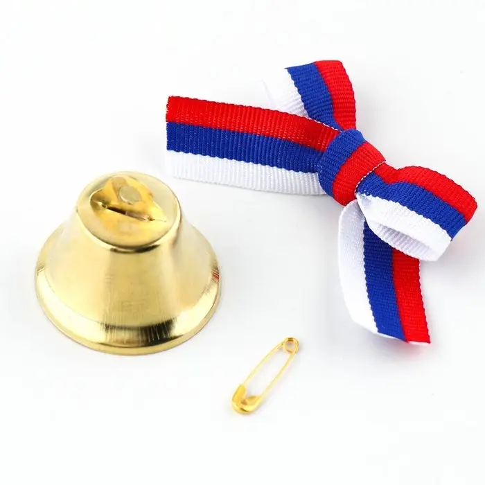 Колокольчик на булавке с бантом на выпускной, триколор, d = 3,6 см Колокольчик на булавке с бантом на выпускной, триколор, d = 3,6 см