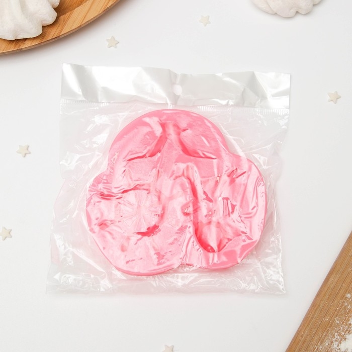 Молд для заливки «Морская чайка», силикон, 9,5×9×1,5 см, розовый Молд для заливки «Морская чайка», силикон, 9,5×9×1,5 см, розовый