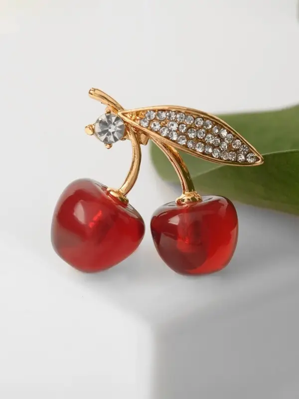 Брошь &laquo;Вишни&raquo;, наливные, красно-белая в золоте