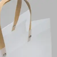 Пакет подарочный, петлевая ручка 23&times;13&times;27 см, полипропилен