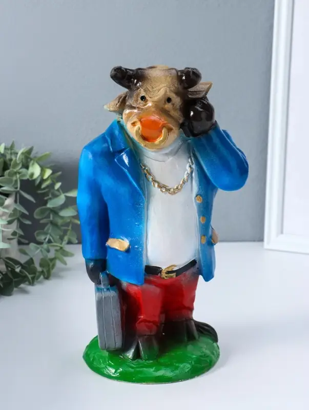 Копилка для денег &laquo;Бык Дипломат&raquo;, цветной, 28&times;14&times;12 см