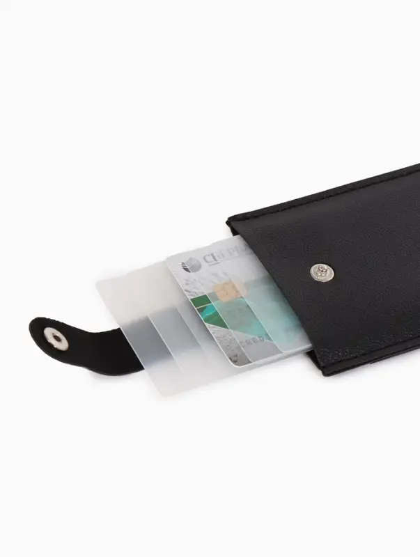 Картхолдер на кнопке, 5 карт, однотонный, чёрный