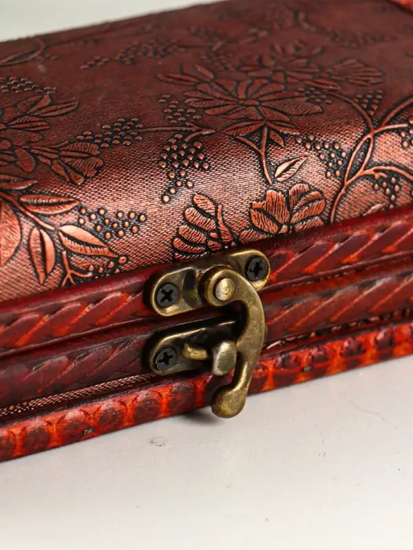 Шкатулка-купюрница дерево Шкатулка-купюрница дерево "Листья" 9х17х5,5 см