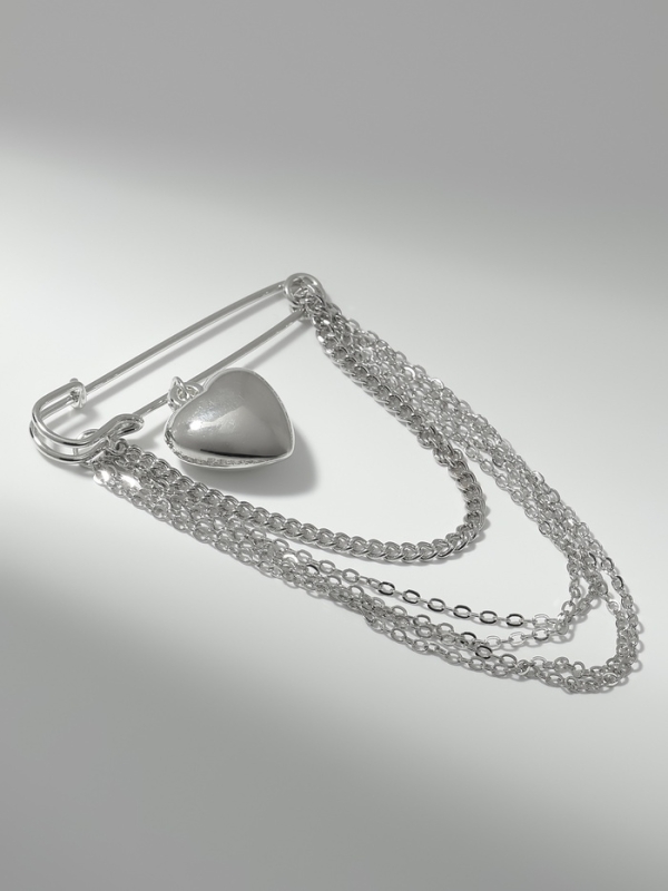 Булавка «Сердце» с цепочками, цвет серебро Булавка «Сердце» с цепочками, цвет серебро