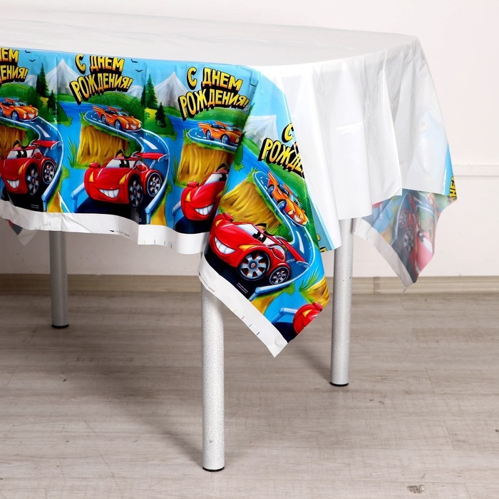 Скатерть одноразовая &laquo;С днём рождения&raquo;, машинка, 180х137см