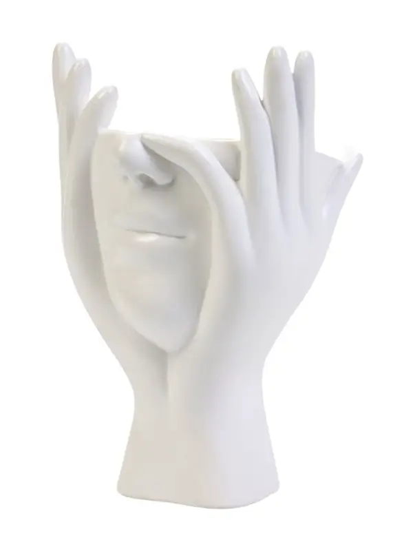 Декоративное кашпо для цветов &laquo;Мечты в руках&raquo;, 380 мл, 20&times;13.5&times;13 см, гипс, белое