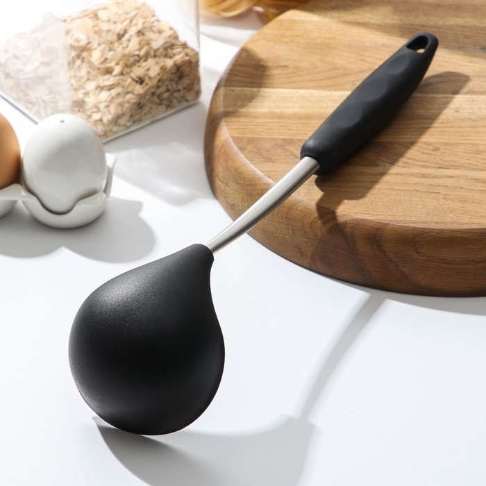 Половник Доляна «Чили», 34 см, 100 мл, цвет чёрно-красный Половник Доляна «Чили», 34 см, 100 мл, цвет чёрно-красный