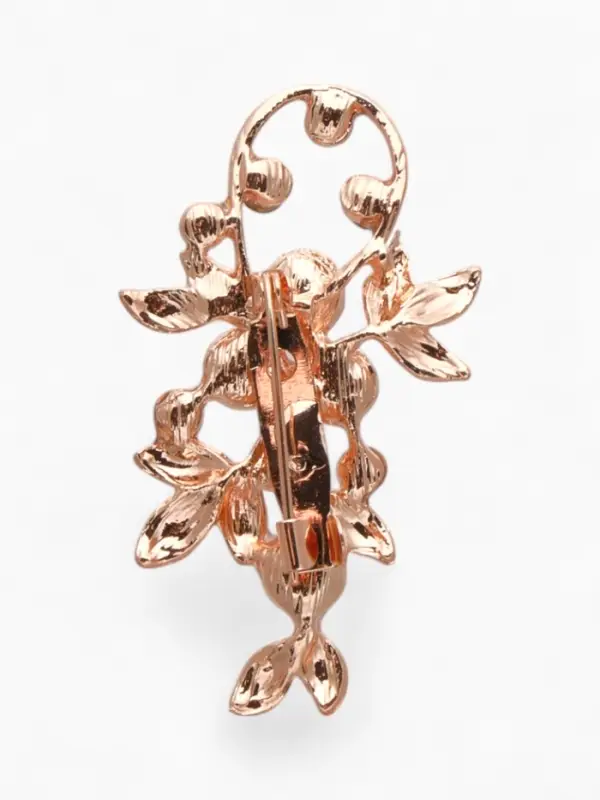 Брошь &laquo;Жемчужная ветвь&raquo;, с росой, бело-фиолетовая в розовом золоте