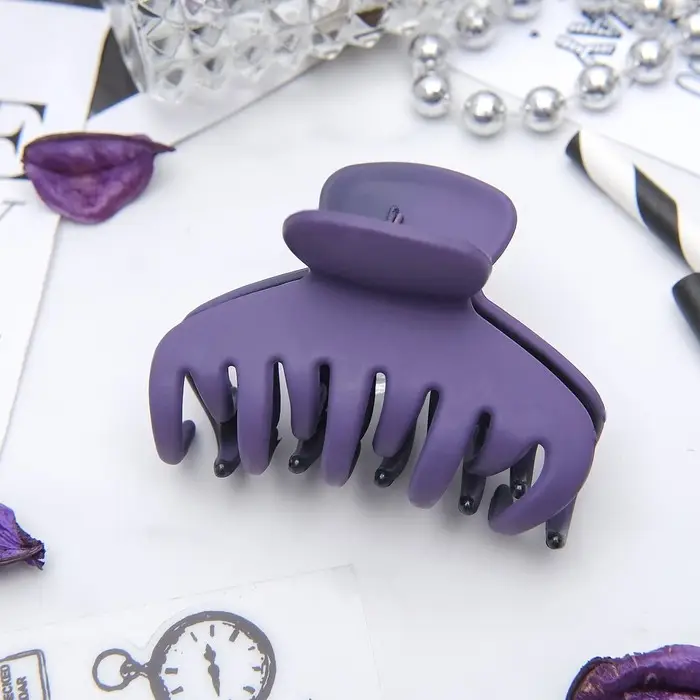 Крабик для волос «Бархат», классика, 6.5 см, МИКС Крабик для волос «Бархат», классика, 6.5 см, МИКС