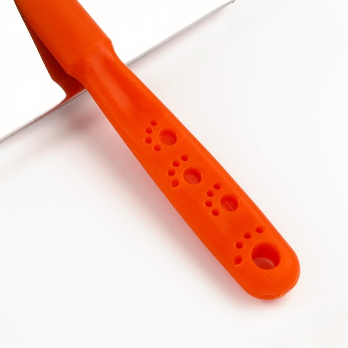 Пуходерка  Пуходерка "Лапки" большая с каплями, 12 х 13 см, оранжевая