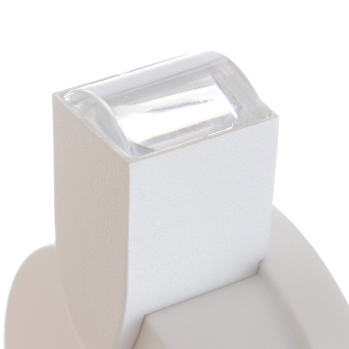 Светильник Светильник "Деко" 2хLED 2Вт 4000К IP66 белый 9,5х4,3х16 см