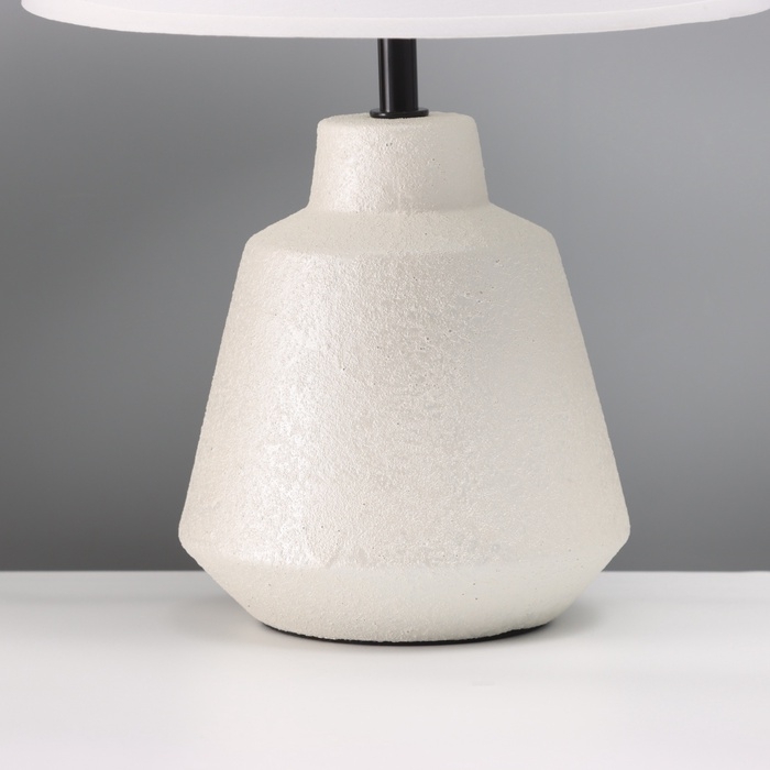 Лампа настольная Лампа настольная "Лили" 1х40Вт Е27 жемчуг 25х25х38,,5см