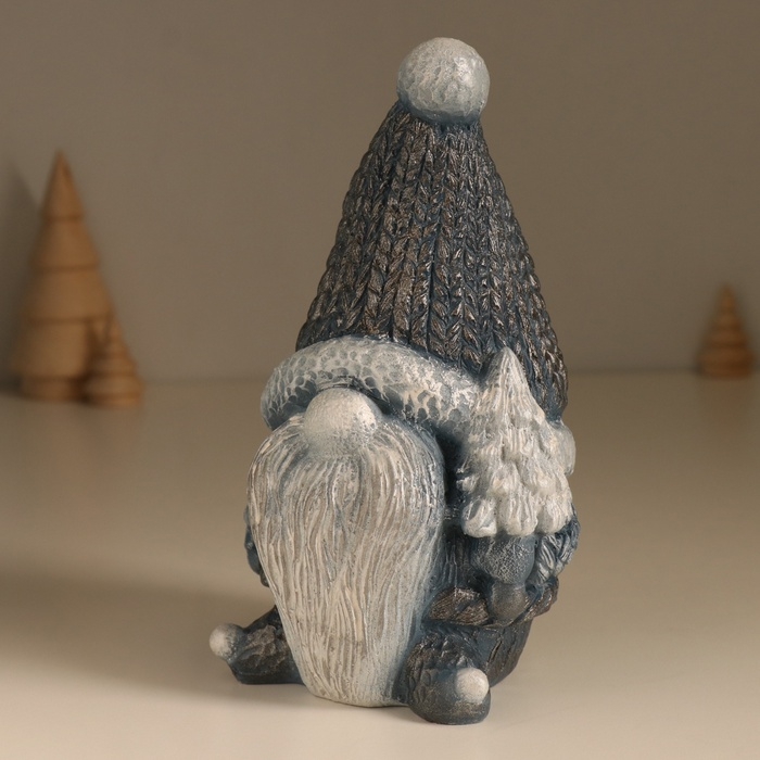 Фигурка  Фигурка "Новогодний гном"  19 х11 х 10,5 см.